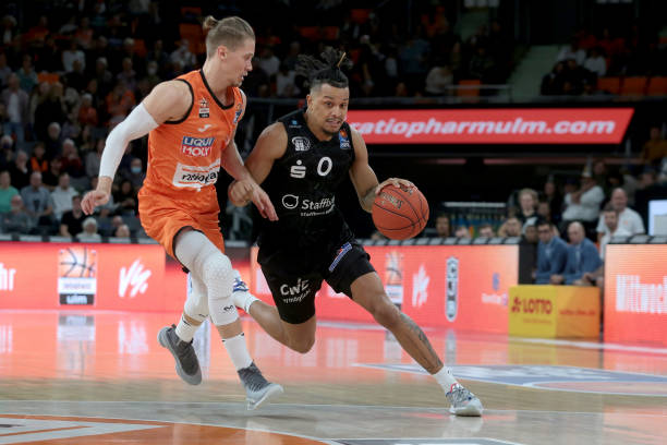 还要承受外 还要承受外