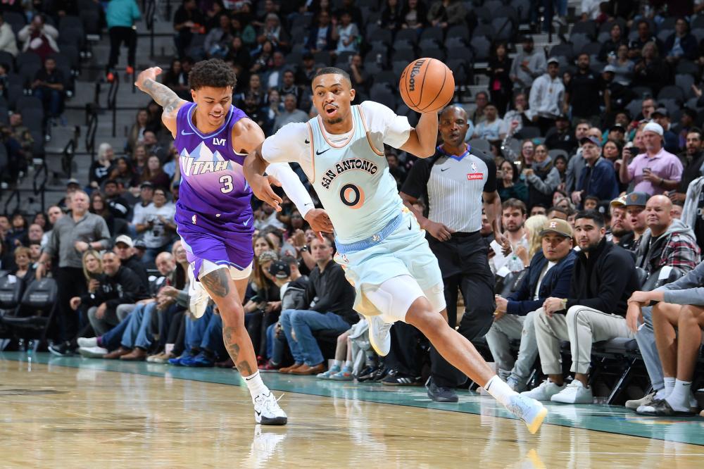 目的舞台上 目的舞台上