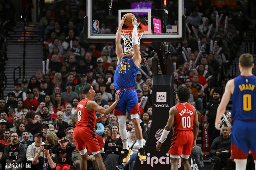 场上如鱼得 场上如鱼得